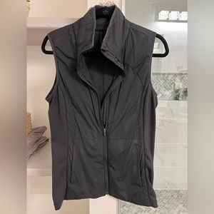 Lululemon Running vest - size 10